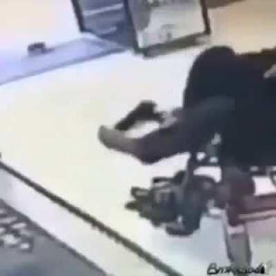 SATANIX ATRACANDO😳