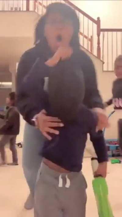 Lil nigga wanna make sure u know who sent u to heaven