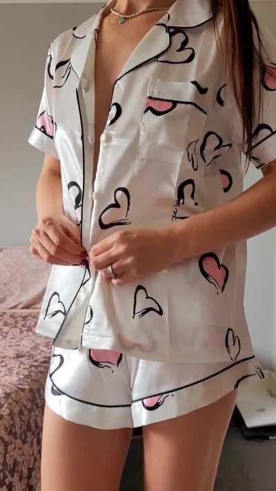 Quick the kids are playing so you can come and play with me 😉 (38f) 