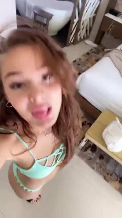 saxon naked in the background