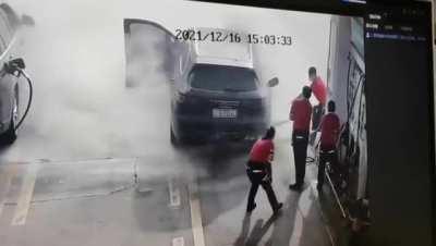 Arsonist in a gas station, insane...