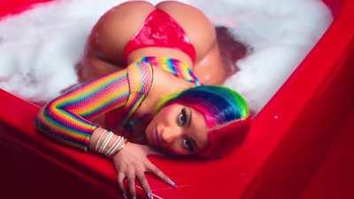 I can't stop watching her