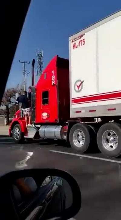 Este Pais jamas deja de sorprenderme (Paso en Guadalajara)