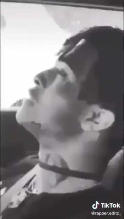 I love this edit so much. So simple