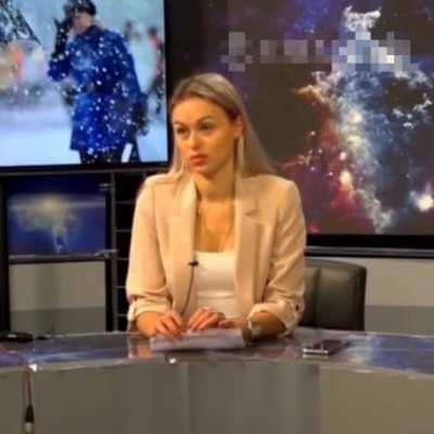 The casting of a Russian news lady