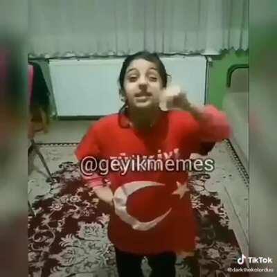 Türkiye yunanistan kavgası renklendirilmiş versiyon