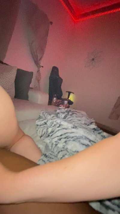 [MFF] Hot Interracial Threesome!