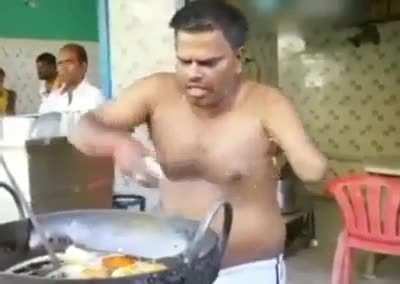 Бывший Макдака в дяде Ване