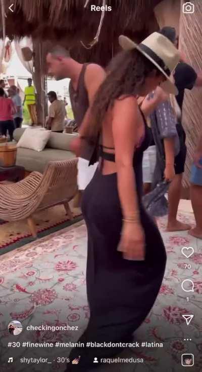 Raquel Medusa with her fatty