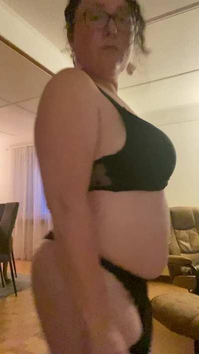 I hope this angle makes you cum really fast