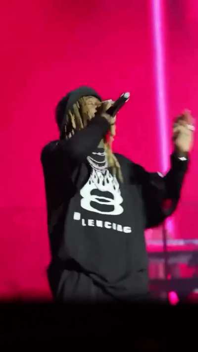 This what y’all wanna see at the super bowl??