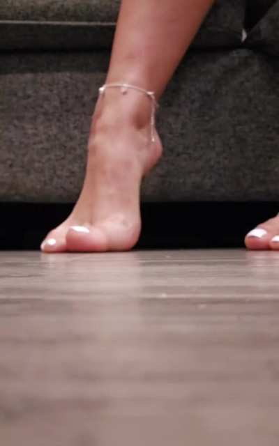 You came here to give and be grateful. Start with a tribute. End with thank you