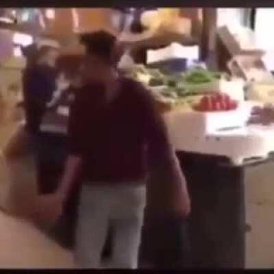 Seria essa a cura da " idiotice " ?!