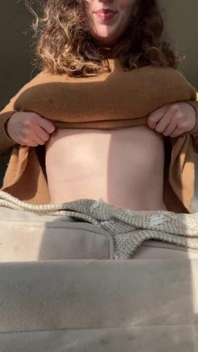 Greeting the day (and the neighbors) with some quality boobs