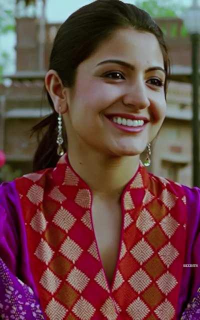 Anushka Sharma - Band Baaja Baaraat (2010)