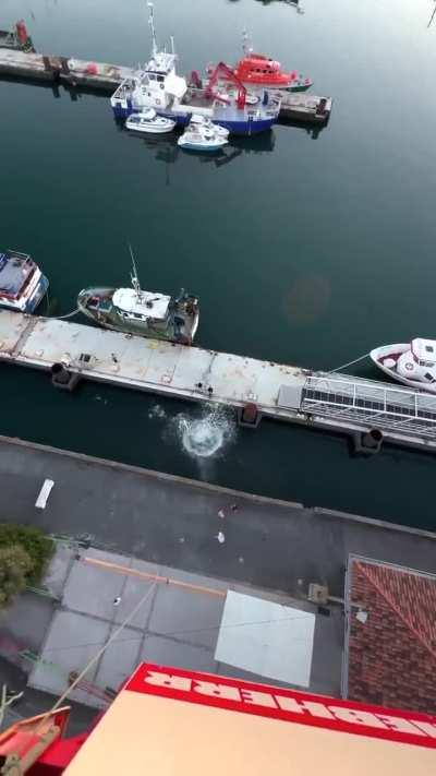 Watch out lads, the French have upped their balconing game.