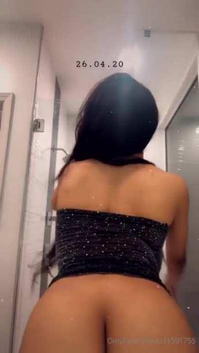 I be on that purple rain they think my cousin's Prince