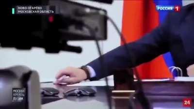 Armenian PM called Putin while Putin was in a live TV show, Putin said 