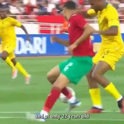 Burnley announcement video of their new signing Lyle Foster