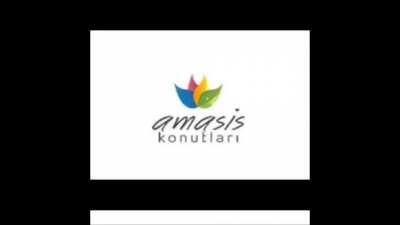 Hayatta tek merak ettiğim şey, bu videoyu çeken, seslendirenin kim olduğu.