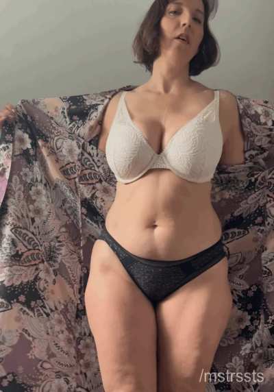 Are you in the mood for a striptease ;)