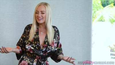 My Pervy Family - Elana Bunnz - STEPMOMMY ROLEPLAY | Full Video in Comments