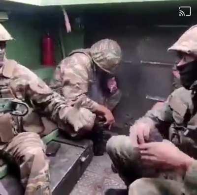 Pass me a mag, Private