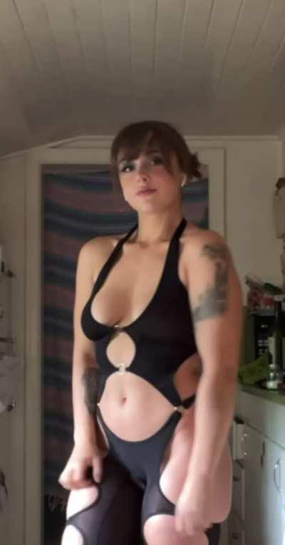 The pan ups get me going every time!