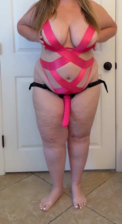 That magical moment when mommy’s lingerie and strap on match perfectly….