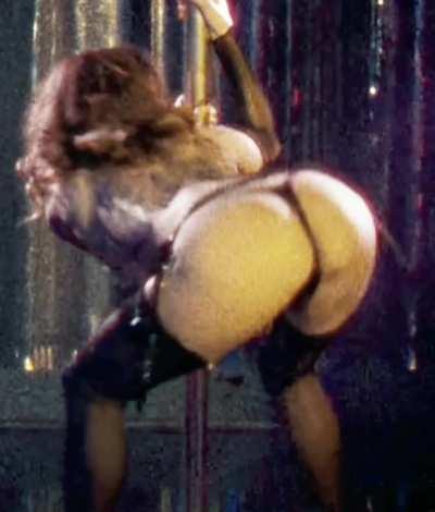 Marisa Tomei topless pole dance(with slow-mo closeup)