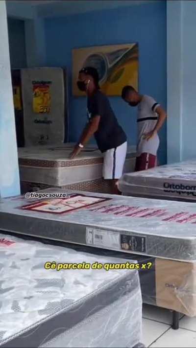 Faz essa trollagi com o greninja muquinha