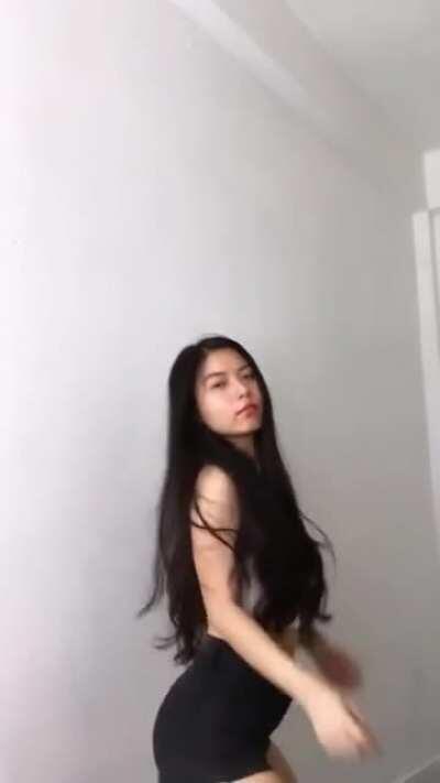 I might just be obsessed with her, enjoy her vid 😉