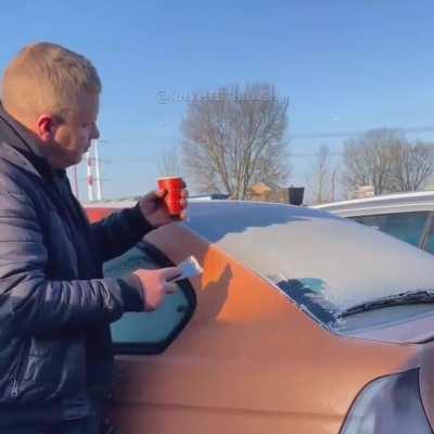 Hot water and frozen glass are a bad combination