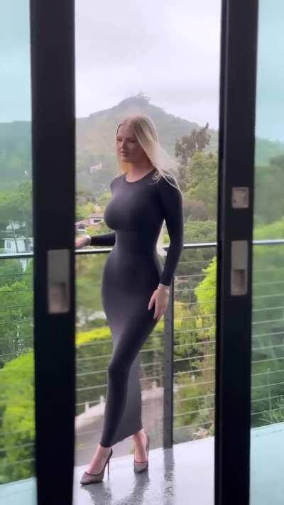 Skin tight - IG Vid - May 2024