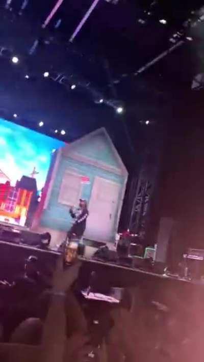 My pov from az concert was pretty eventful…