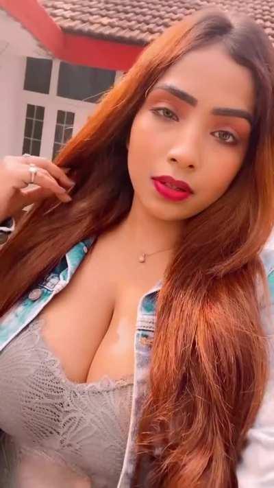 Ayushi flaunting her “bazookas”