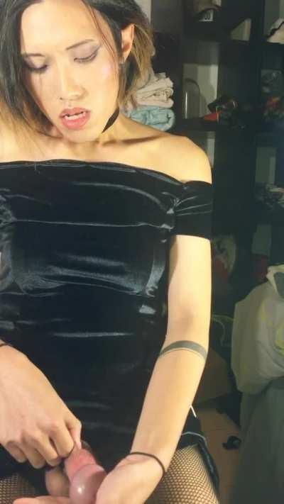 u/sleepinghottie really is something