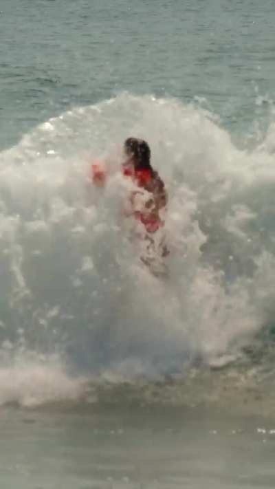 Alana Blanchard - American Surfer 