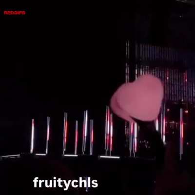 Chingoose, something has happened to Jennie and her aegyo is different now 😭. Must be the western influence 😡