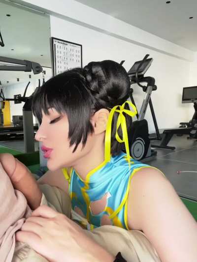 Chun Li sex at the gym with a fan, full vid and set available now