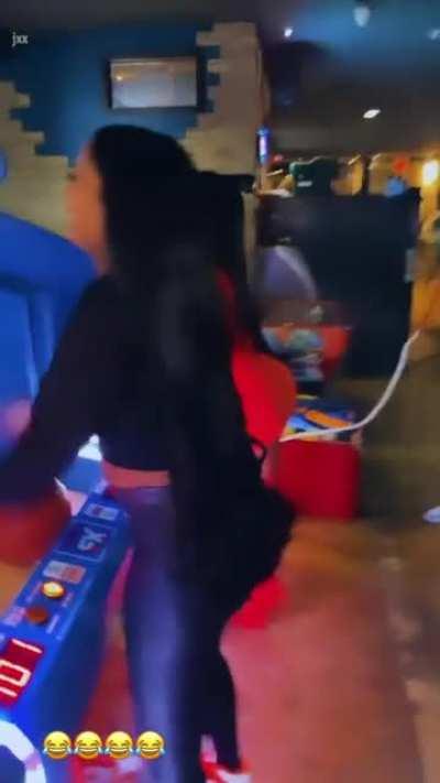 [Story] 30-11-21 🎱🏀❤️