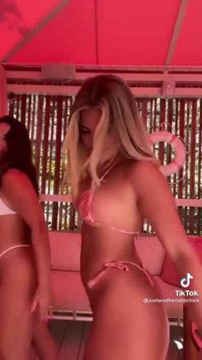 Someone call 911 she's on fire 🔥 😁