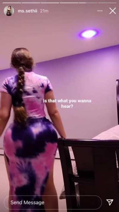 I know one of you niggas got her shit, needa bus down for the team