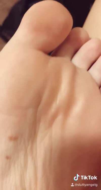 Wrinkles for days 😻