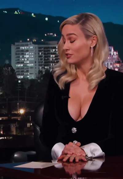 Brie and her black dress welcomes you to 2024! 🖤