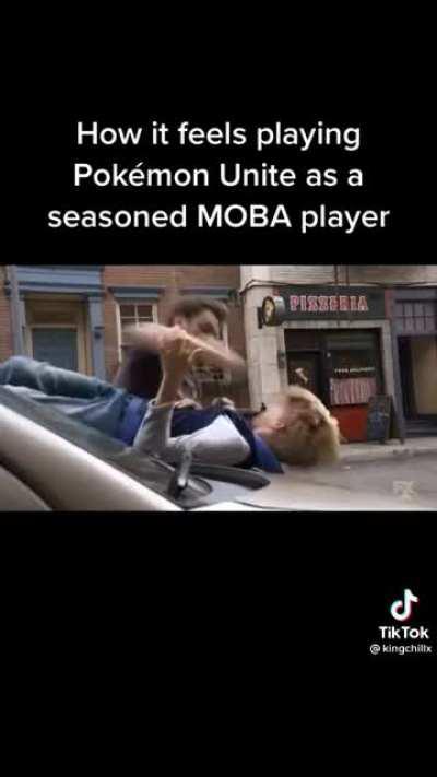 How seasoned MOBA players feel playing Unite