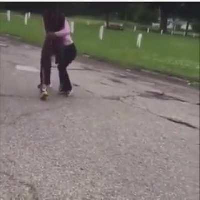 getting into a fight when u only weigh 90 lbs