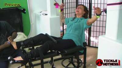 Captured Cop 1 - Part 1 - Shana X-Stocks