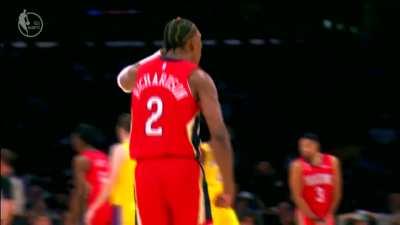 [Highlight] Josh Richardson gets hit on the head during a block, complains to refs and gets ejected