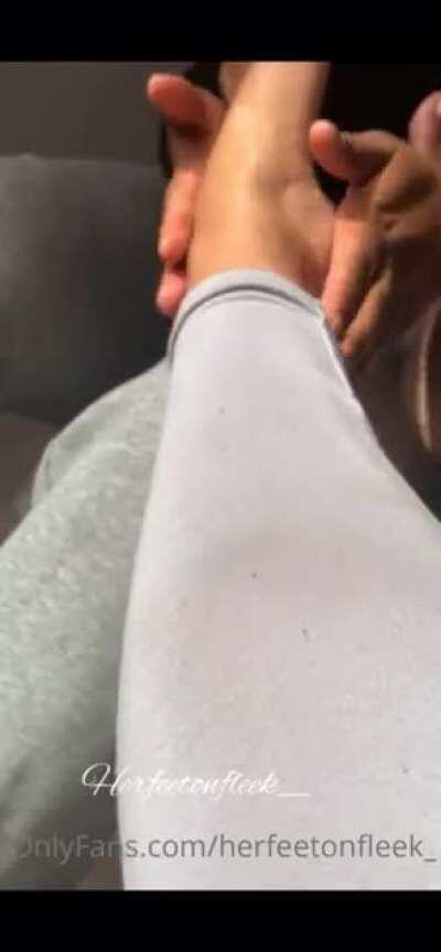 sorry y’all i’ve been at my cousins house for a week but im backk